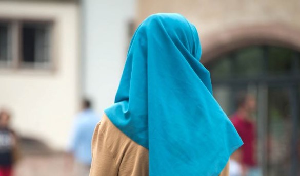 Okulda başörtü tartışması: O öğretmen açığa alındı